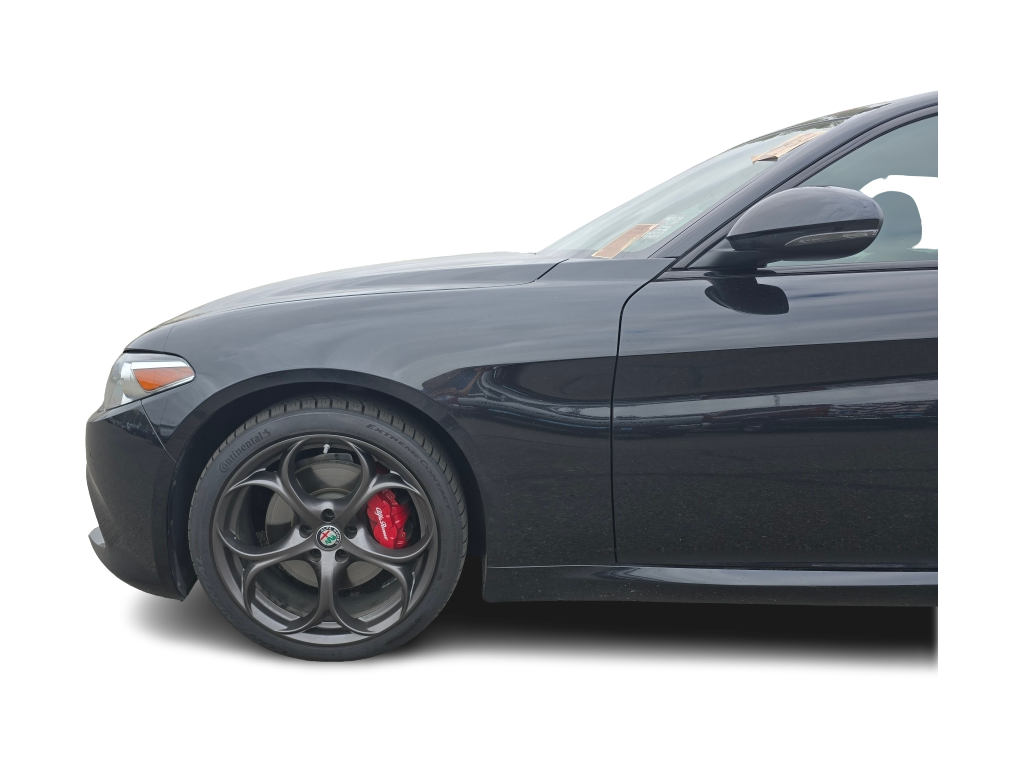 Thumbnail: 2020 Alfa Romeo Giulia - 7