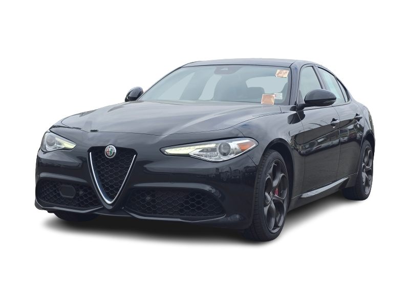 Thumbnail: 2020 Alfa Romeo Giulia - 8