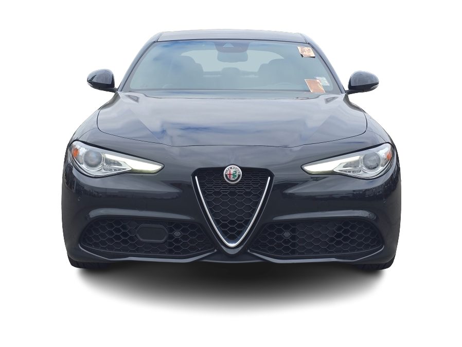 Thumbnail: 2020 Alfa Romeo Giulia - 12
