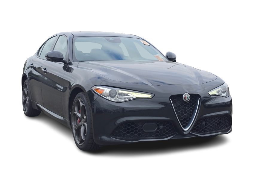 Thumbnail: 2020 Alfa Romeo Giulia - 18