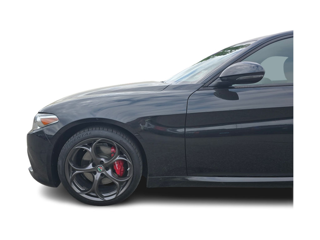 Thumbnail: 2020 Alfa Romeo Giulia - 20