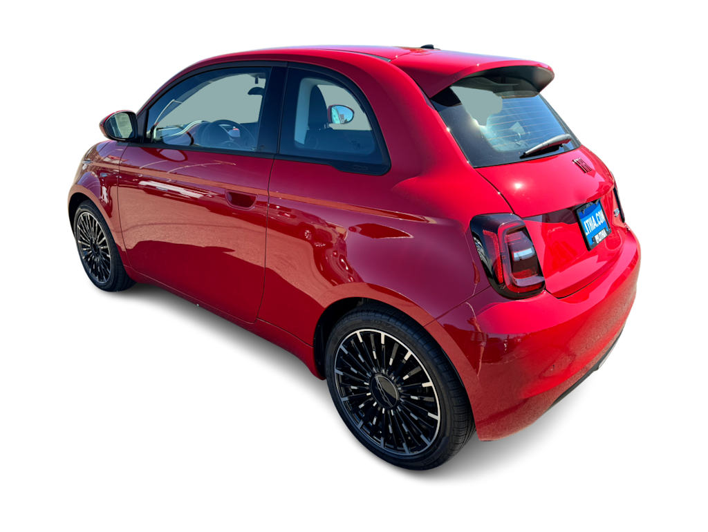 2024 Fiat 500e INSPI(RED) 4