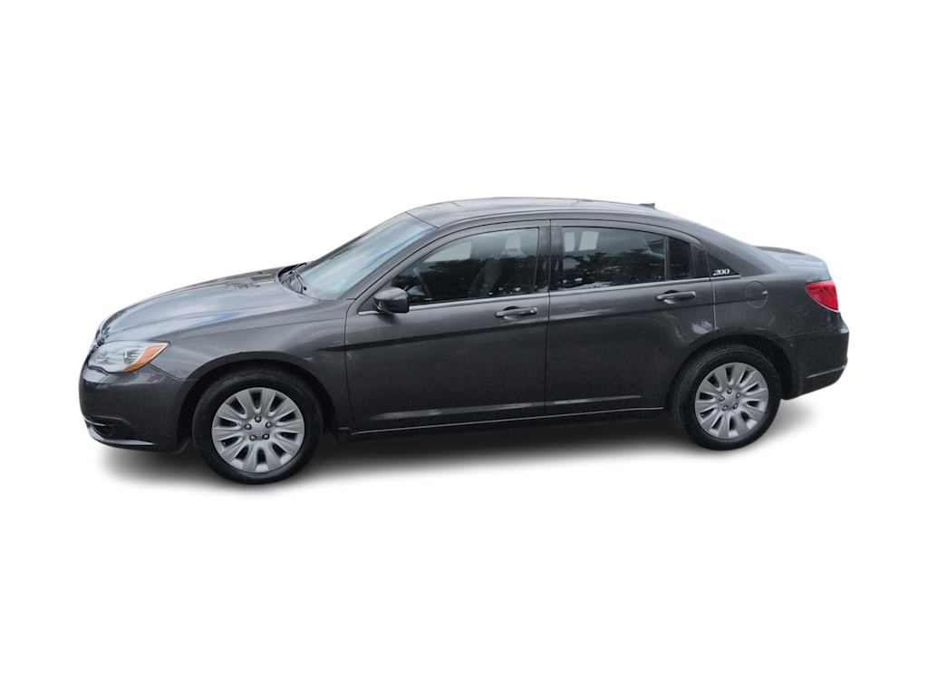 Thumbnail: 2014 Chrysler 200 - 3