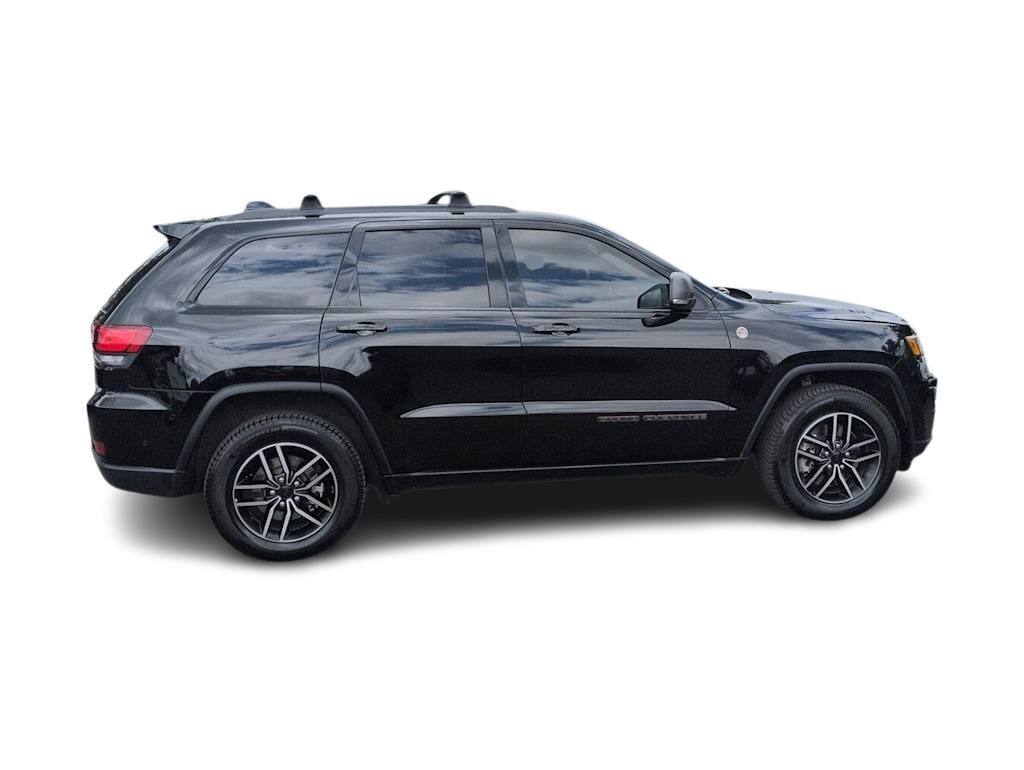 Thumbnail: 2021 Jeep Grand Cherokee - 24