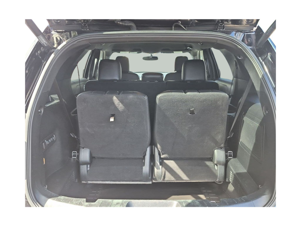 Thumbnail: 2019 Ford Explorer - 17