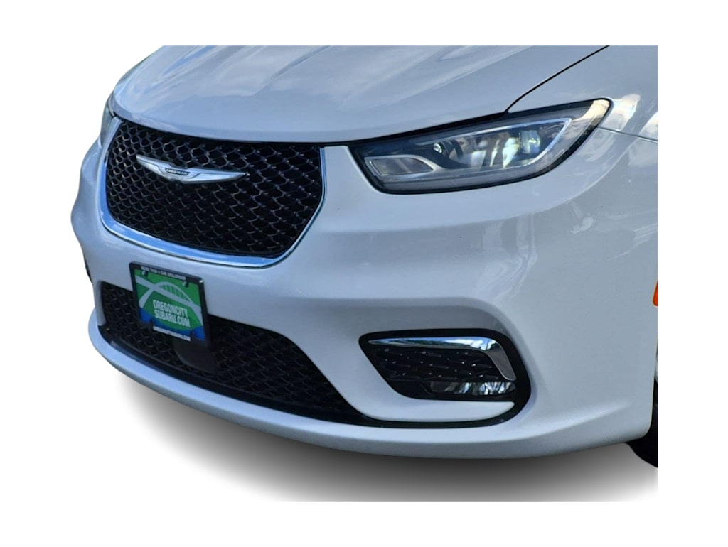 Thumbnail: 2024 Chrysler Pacifica - 24