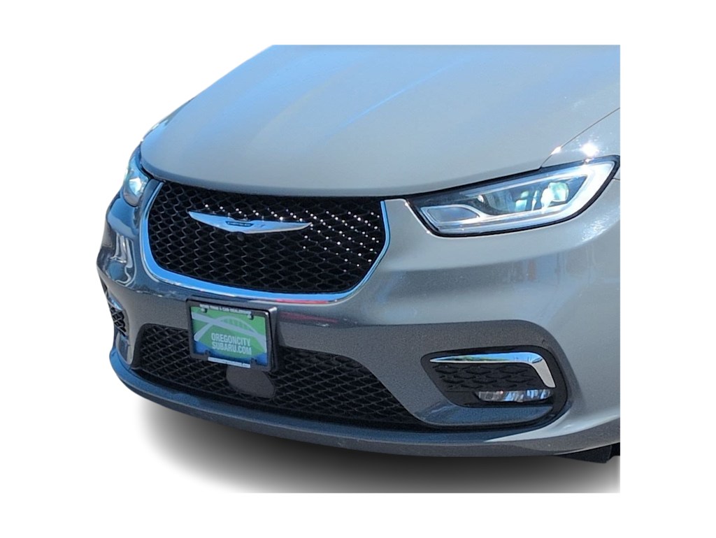Thumbnail: 2025 Chrysler Pacifica - 24