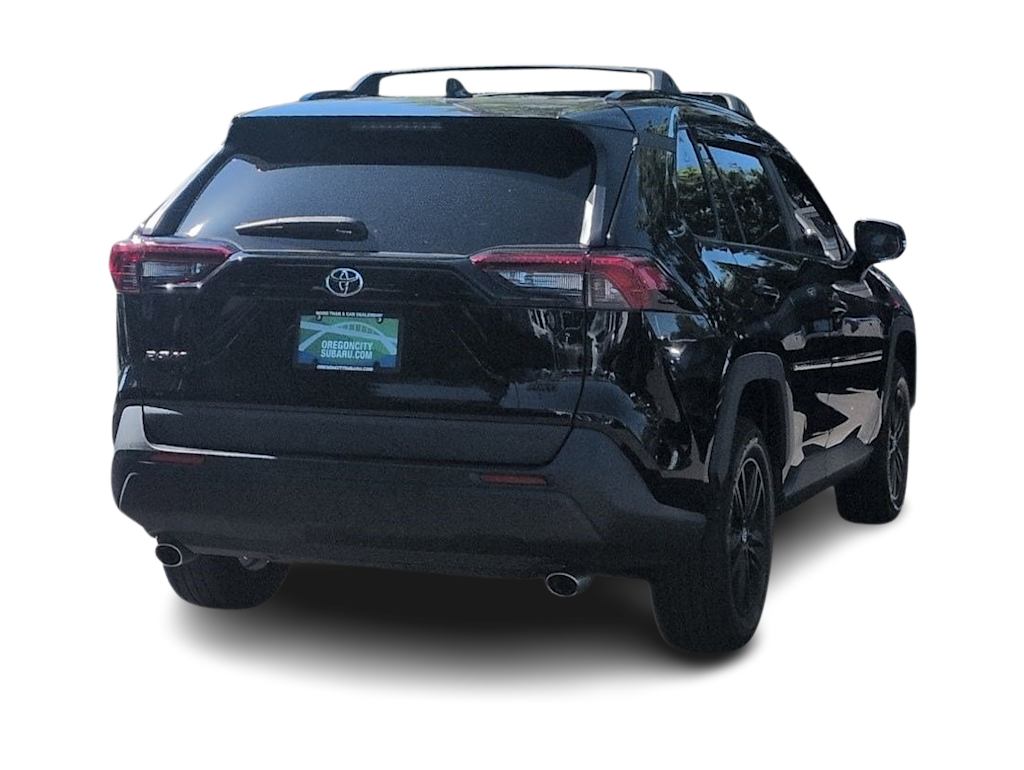 Thumbnail: 2021 Toyota RAV4 - 22