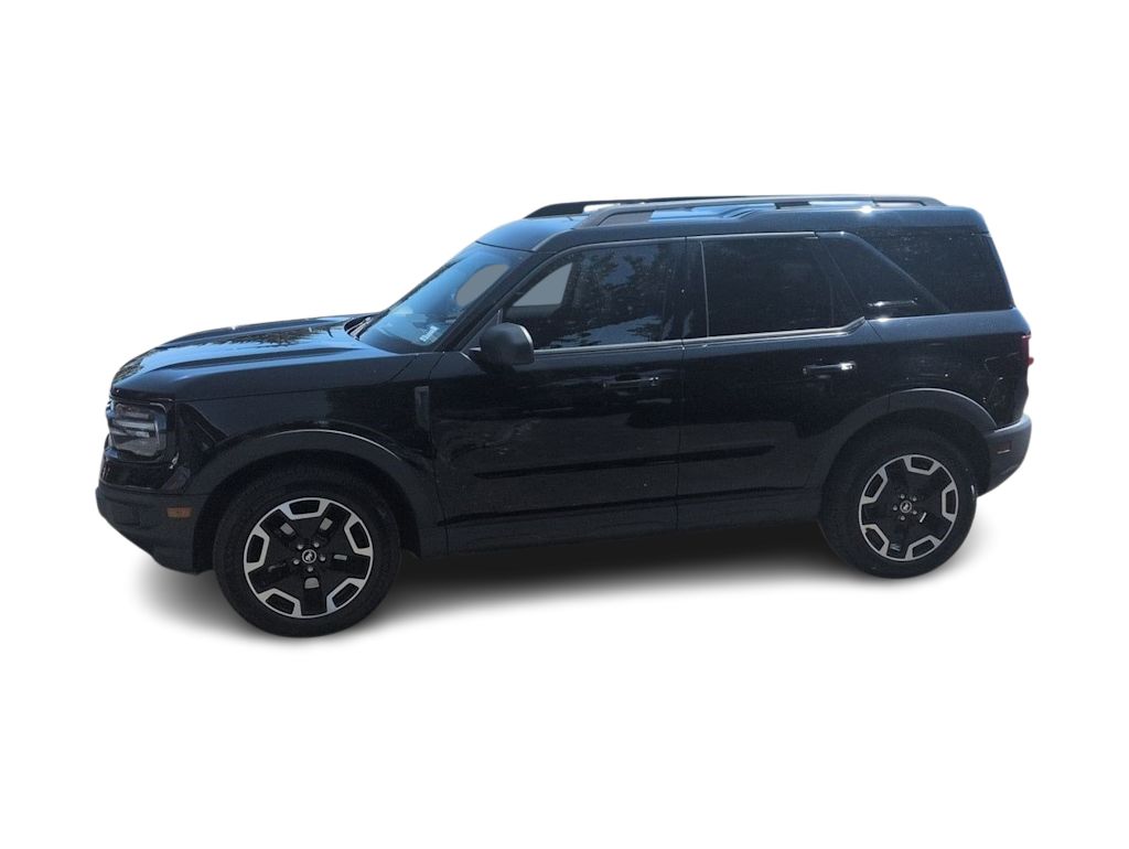 Thumbnail: 2021 Ford Bronco Sport - 3