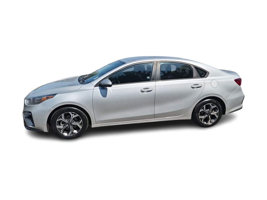 Thumbnail: 2020 Kia Forte - 3