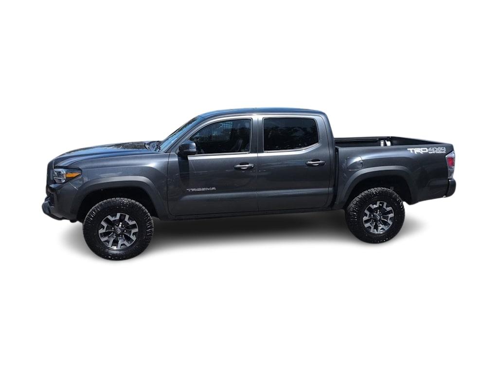 Thumbnail: 2021 Toyota Tacoma - 3