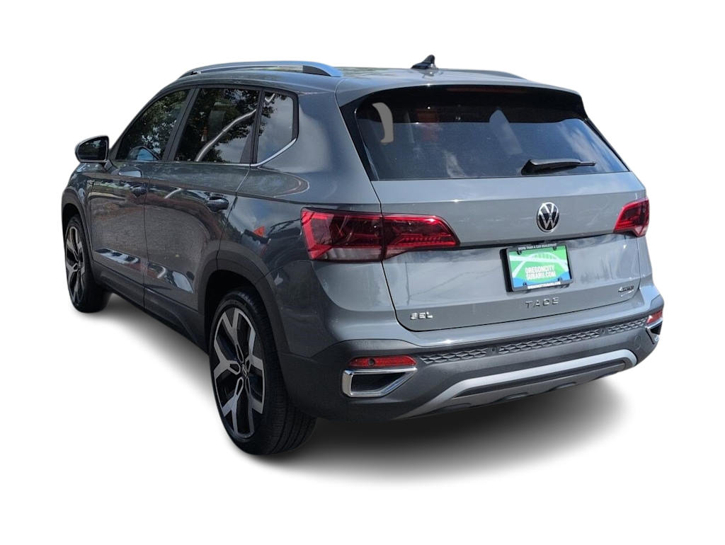 Thumbnail: 2022 Volkswagen Taos - 4