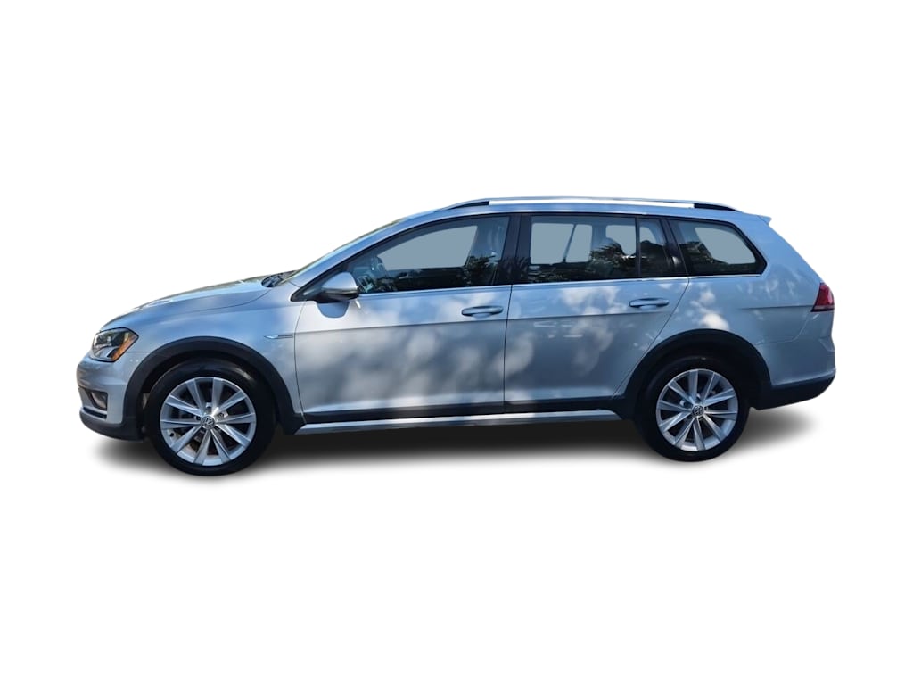 Thumbnail: 2017 Volkswagen Golf - 3