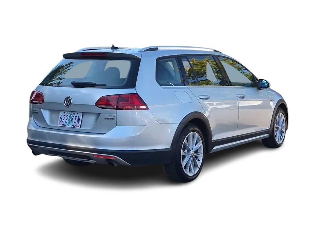 Thumbnail: 2017 Volkswagen Golf - 23