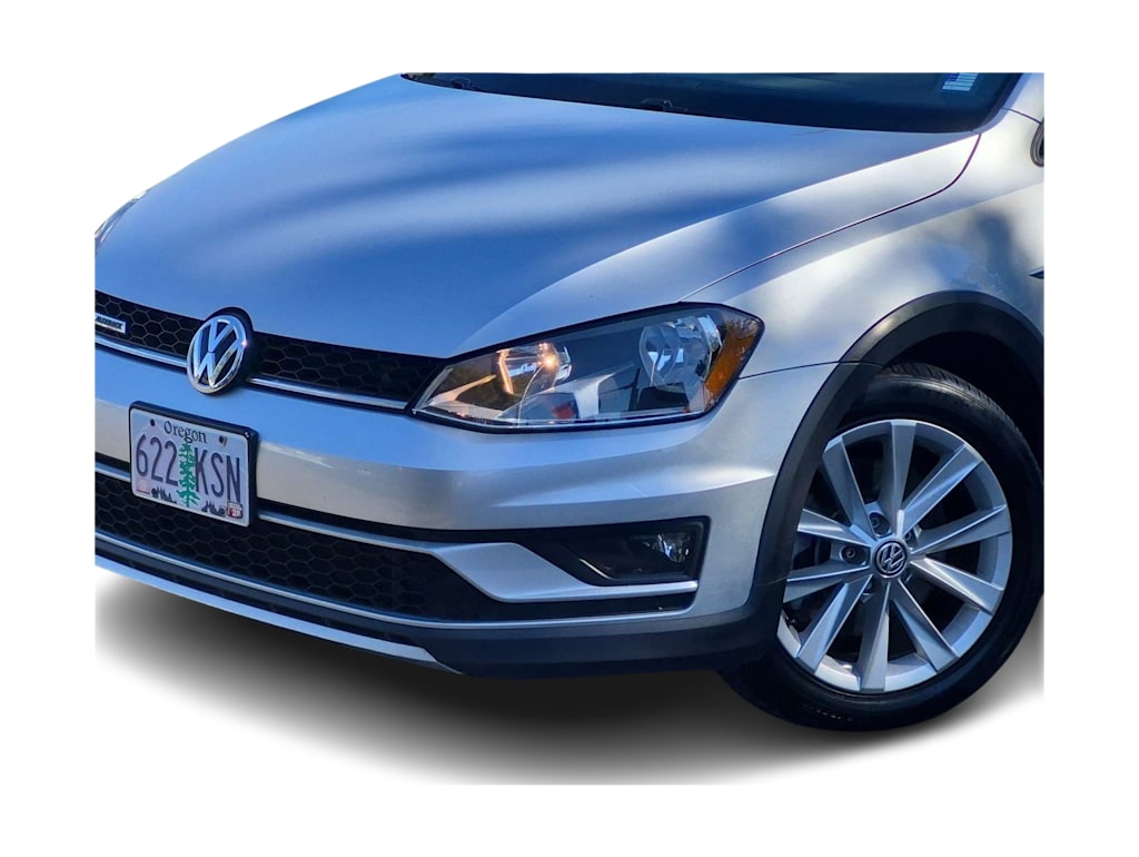 Thumbnail: 2017 Volkswagen Golf - 25