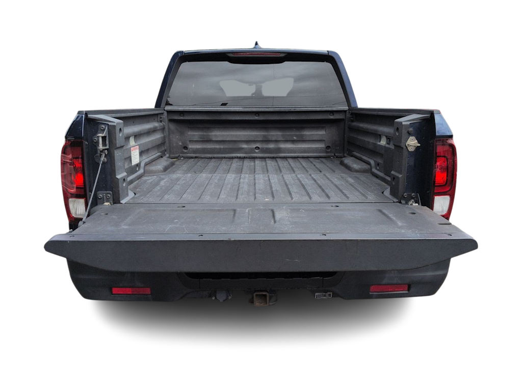 Thumbnail: 2017 Honda Ridgeline - 19