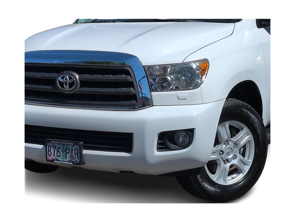 Thumbnail: 2015 Toyota Sequoia - 24
