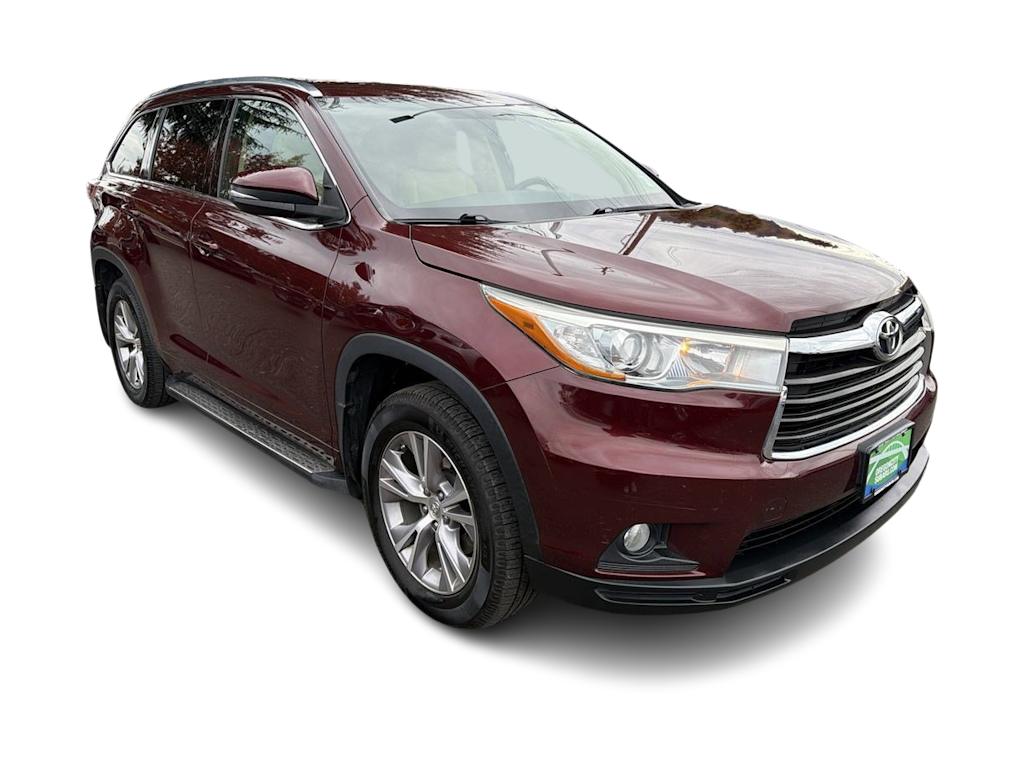 Thumbnail: 2015 Toyota Highlander - 30