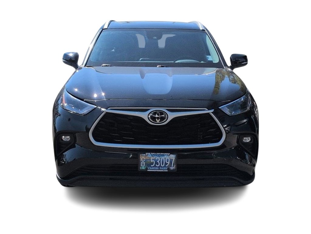 Thumbnail: 2023 Toyota Highlander - 5