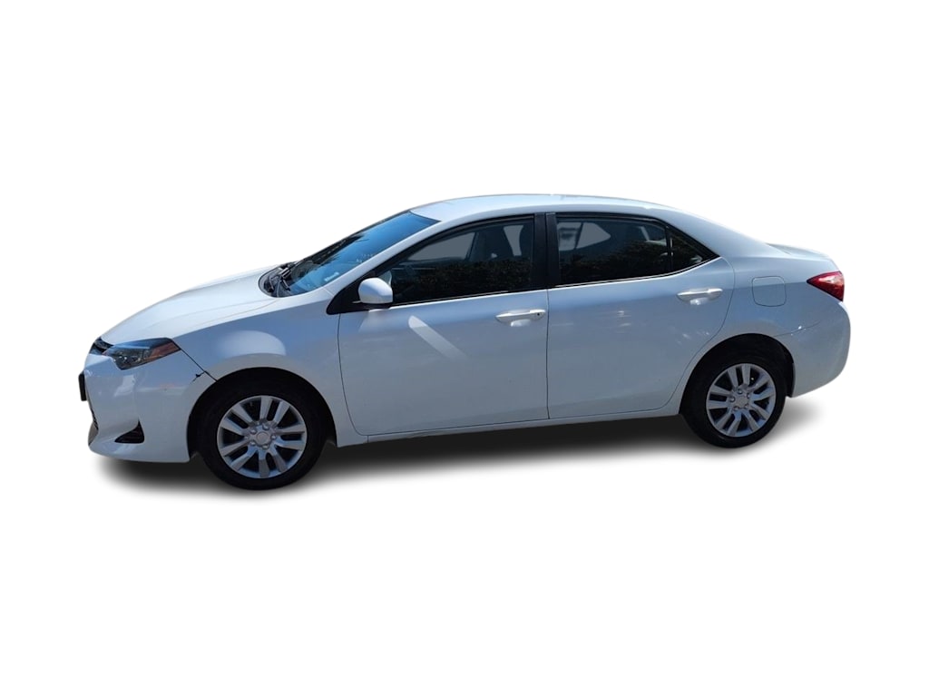 Thumbnail: 2018 Toyota Corolla - 3