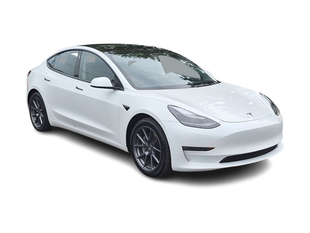 Thumbnail: 2022 Tesla Model 3 - 16