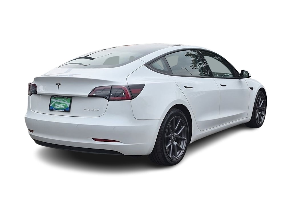 Thumbnail: 2022 Tesla Model 3 - 18