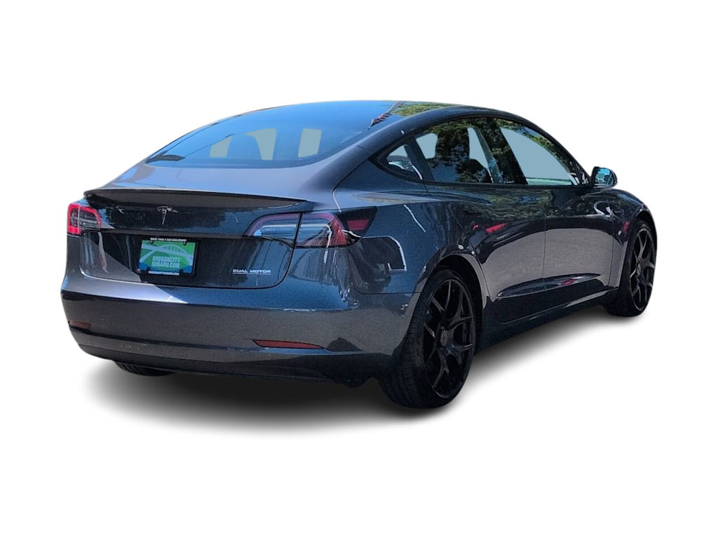 Thumbnail: 2023 Tesla Model 3 - 18