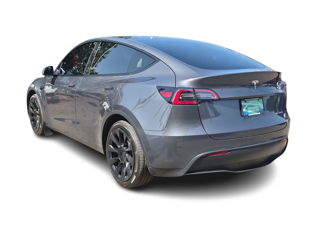 Thumbnail: 2023 Tesla Model Y - 4