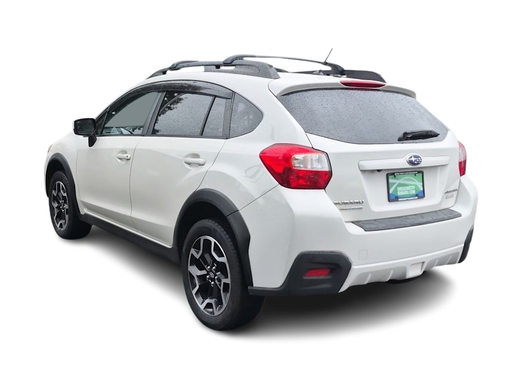 Thumbnail: 2016 Subaru Crosstrek - 4