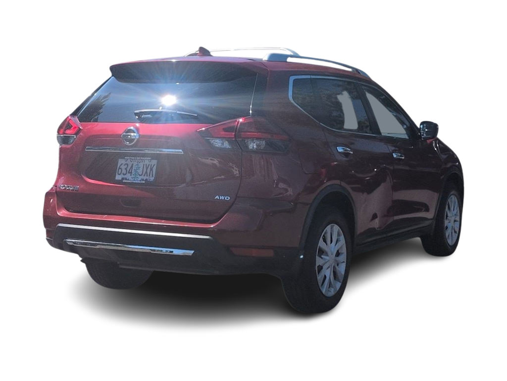 Thumbnail: 2017 Nissan Rogue - 22