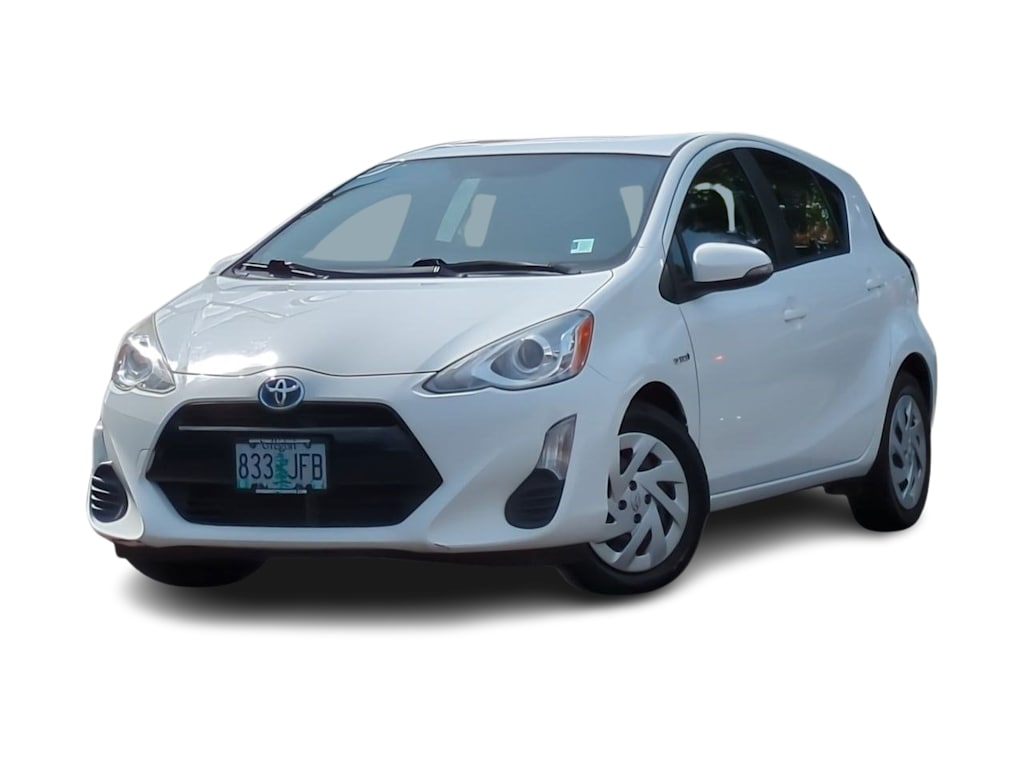 Thumbnail: 2016 Toyota Prius c - 6