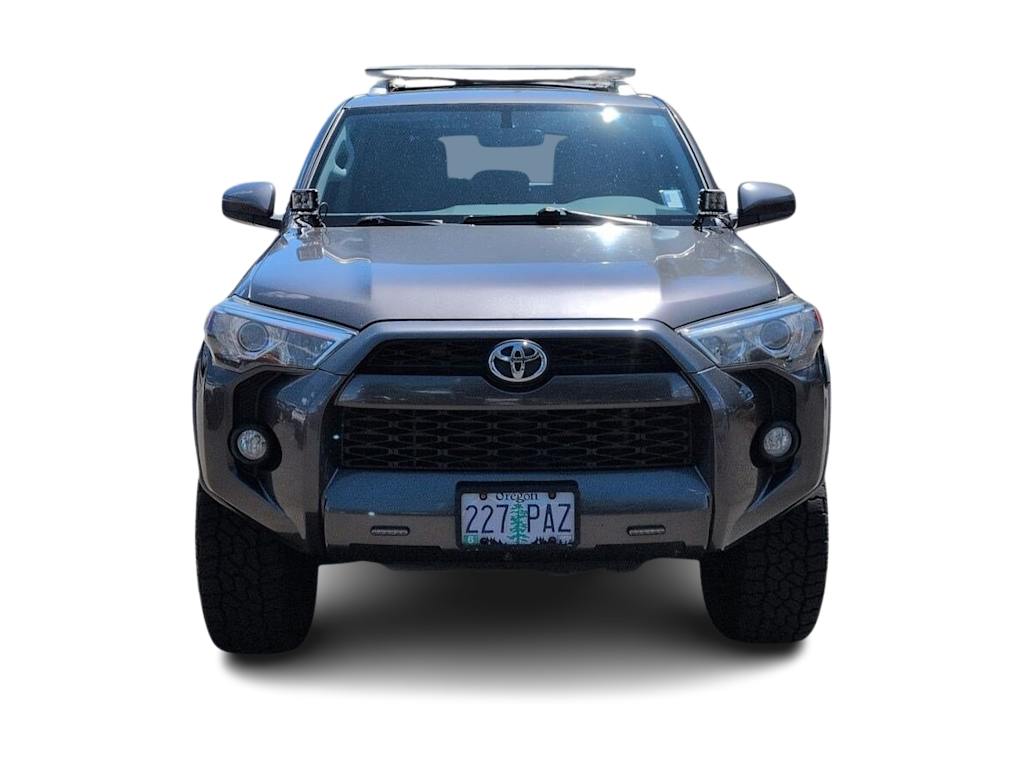 Thumbnail: 2017 Toyota 4Runner - 6