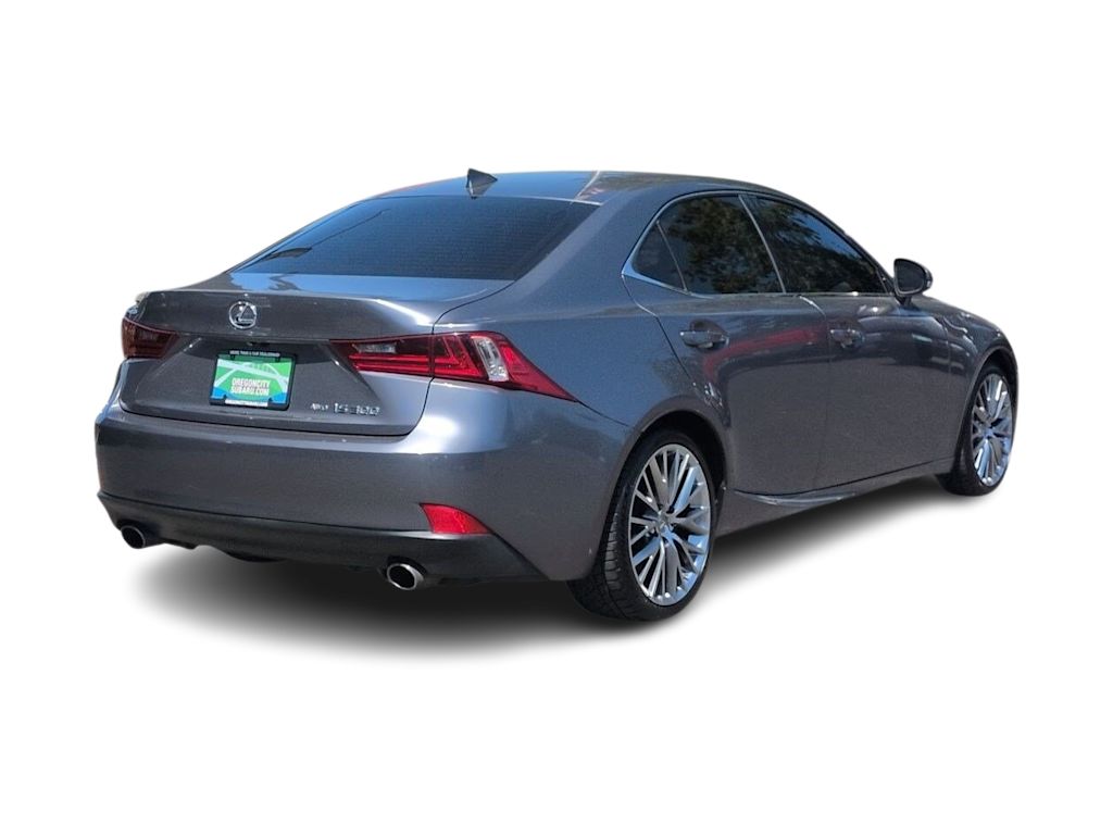Thumbnail: 2016 Lexus IS - 24