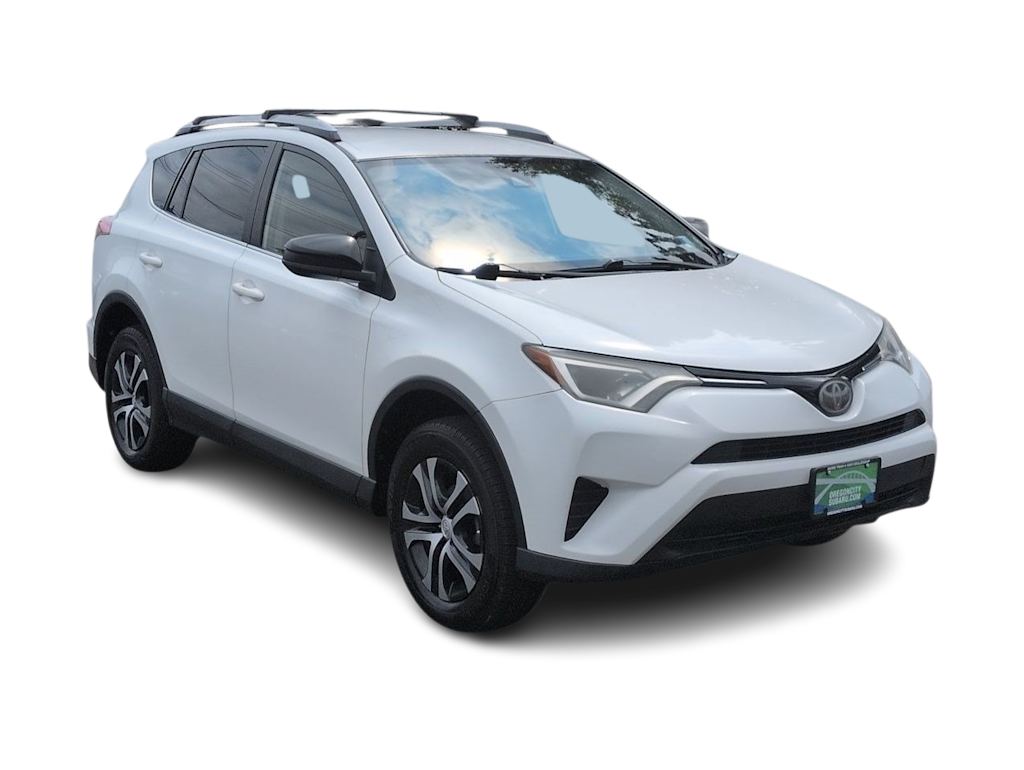 Thumbnail: 2017 Toyota RAV4 - 21
