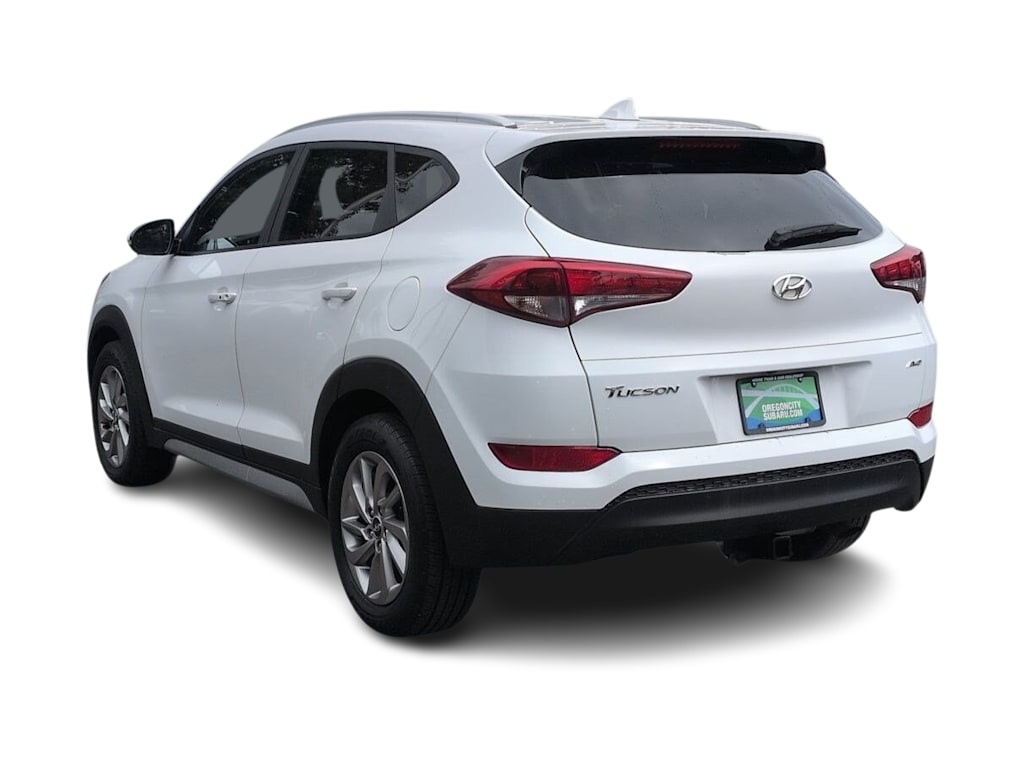 Thumbnail: 2017 Hyundai Tucson - 4