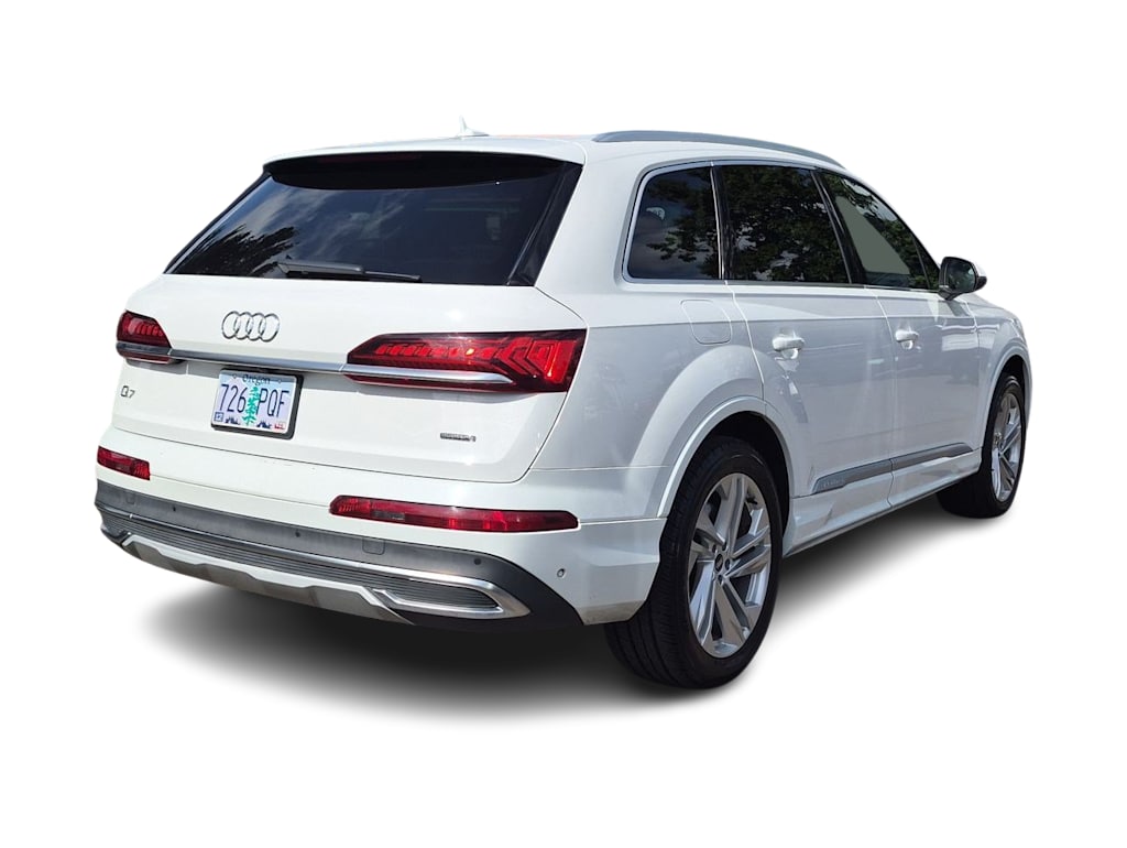 Thumbnail: 2021 Audi Q7 - 24