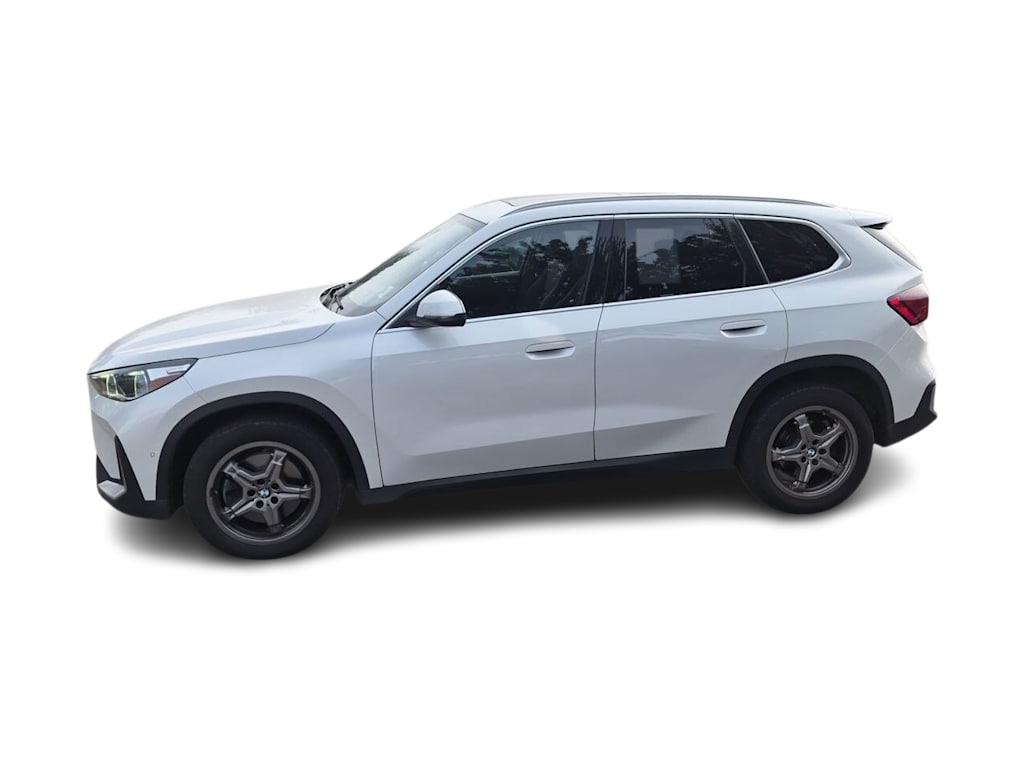 Thumbnail: 2023 BMW X1 - 3