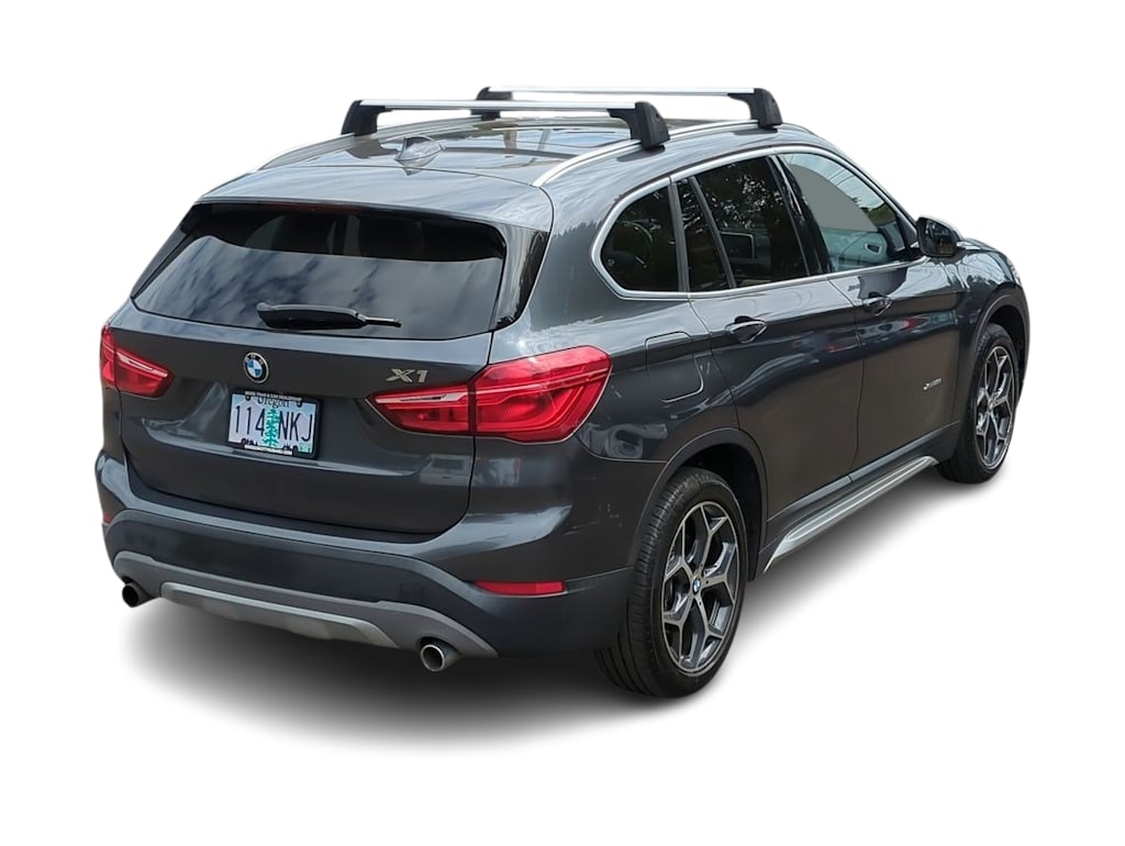 Thumbnail: 2018 BMW X1 - 23