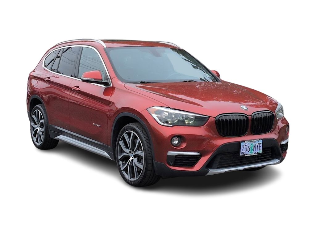 Thumbnail: 2018 BMW X1 - 31
