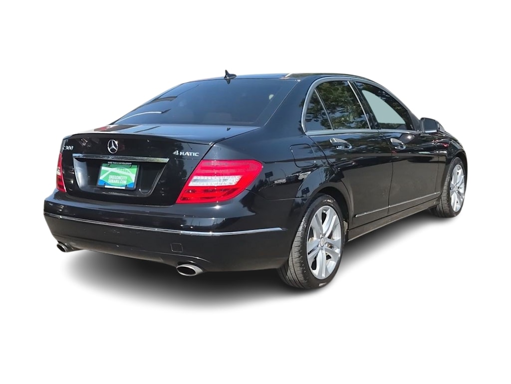 Thumbnail: 2012 Mercedes-Benz C-Class - 23