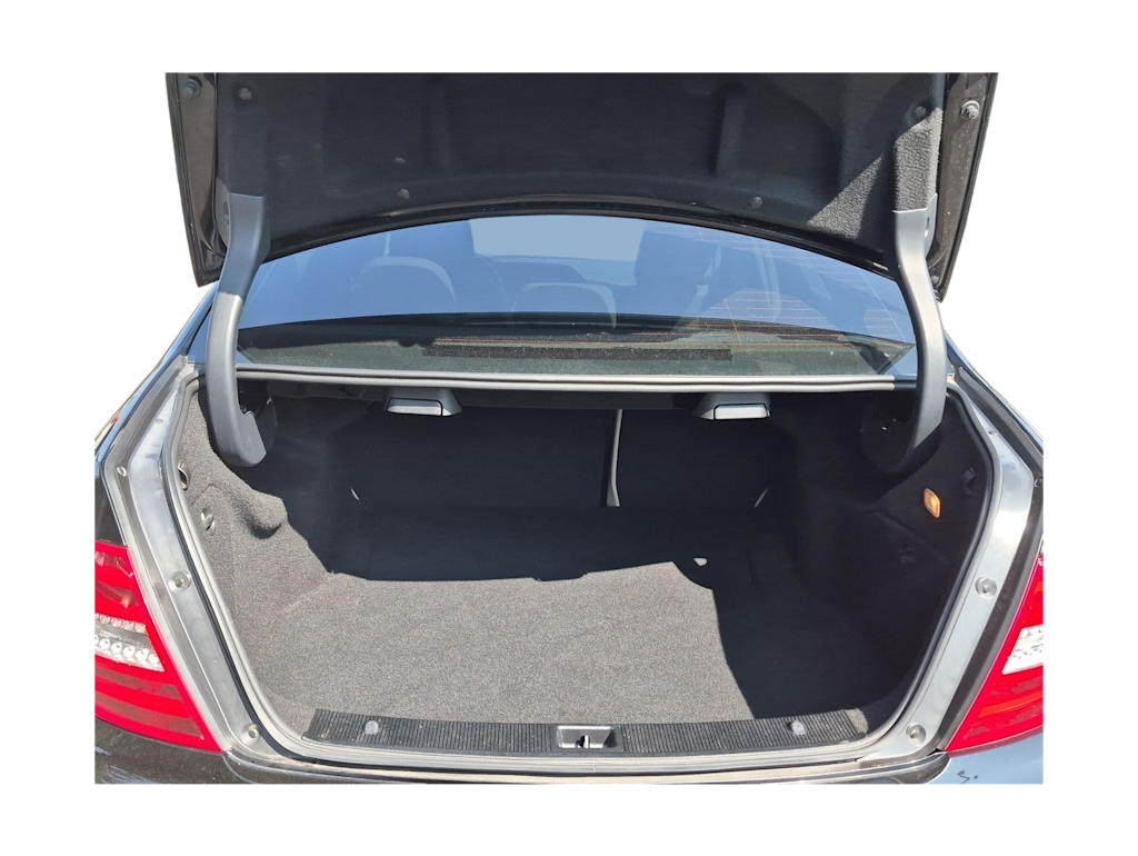 Thumbnail: 2012 Mercedes-Benz C-Class - 18