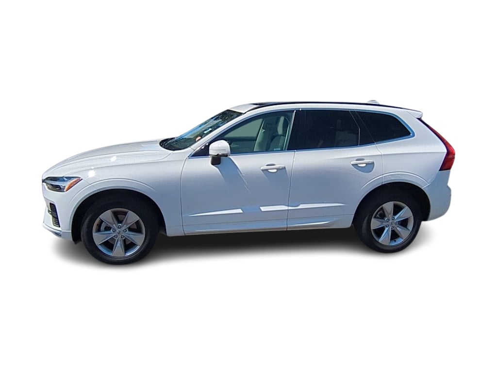 Thumbnail: 2022 Volvo XC60 - 3
