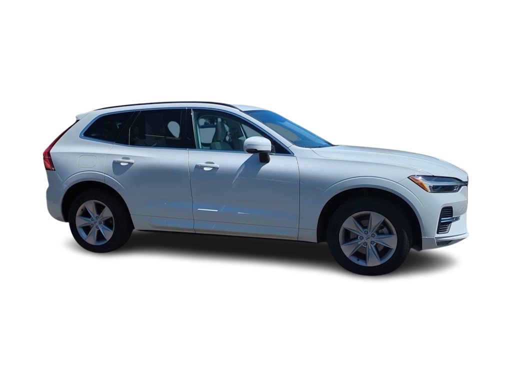 Thumbnail: 2022 Volvo XC60 - 24