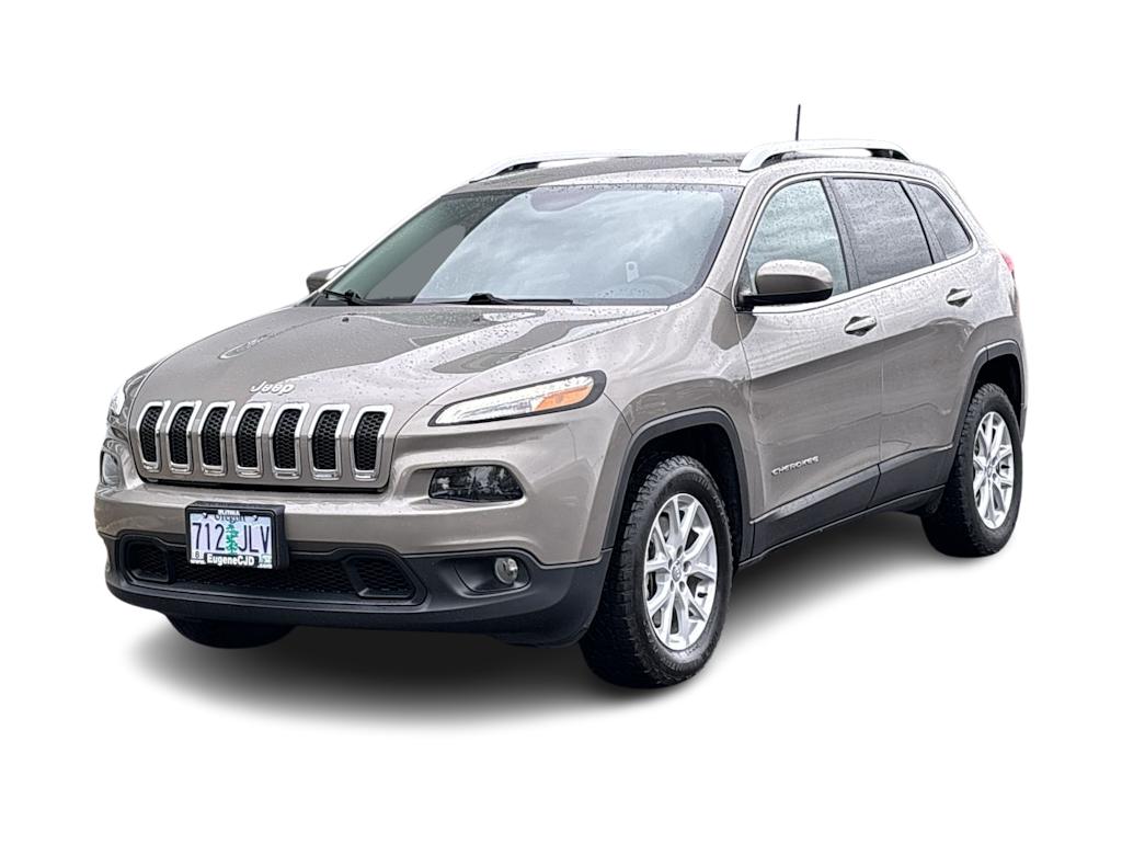 Used 2016 Jeep Cherokee Latitude with VIN 1C4PJMCS5GW322415 for sale in Medford, OR