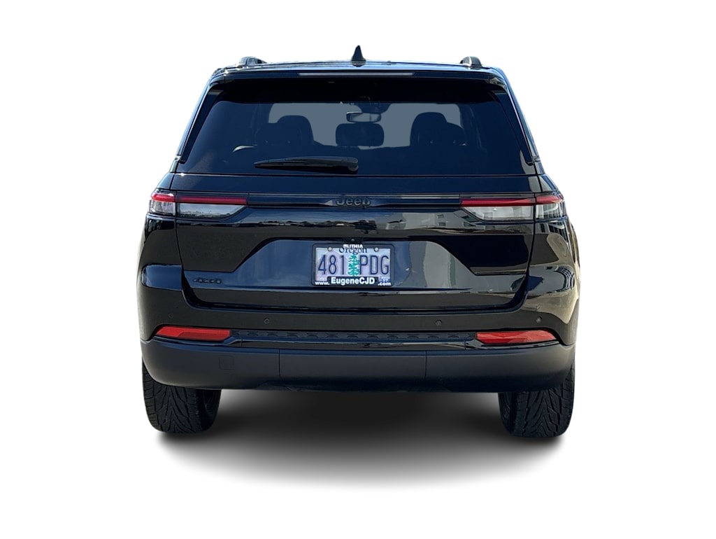 Thumbnail: 2023 Jeep Grand Cherokee - 4