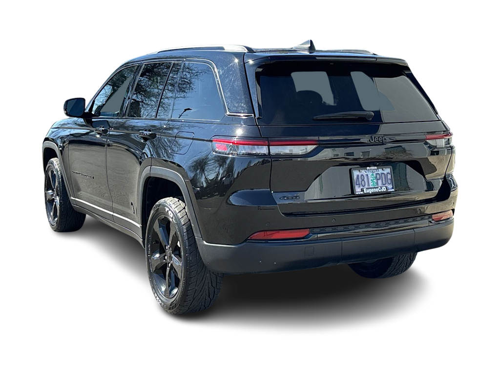 Thumbnail: 2023 Jeep Grand Cherokee - 3