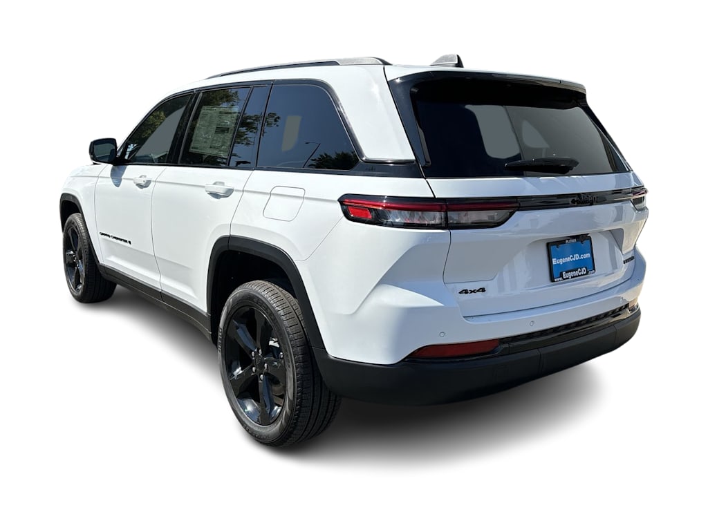 Thumbnail: 2025 Jeep Grand Cherokee - 3