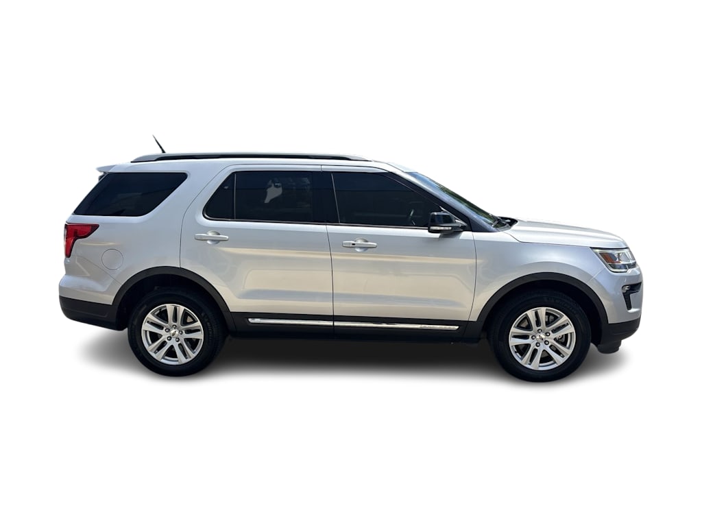 Thumbnail: 2018 Ford Explorer - 15