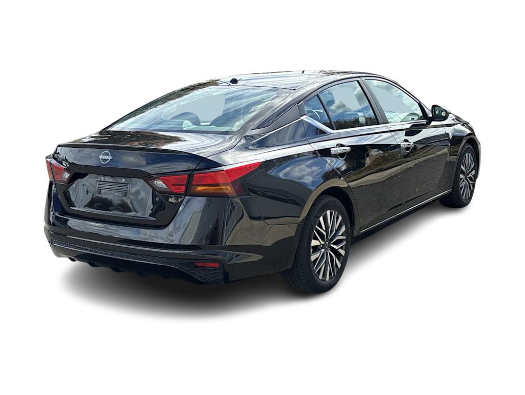 Thumbnail: 2025 Nissan Altima - 7
