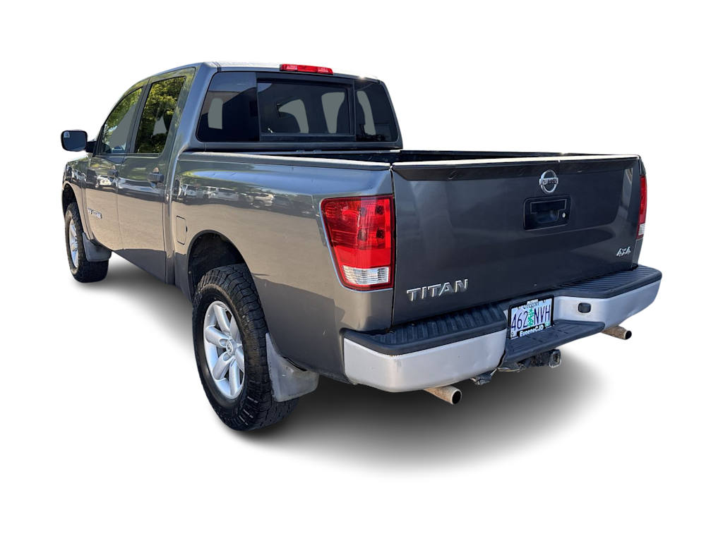 Thumbnail: 2015 Nissan Titan - 3
